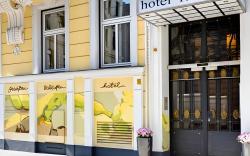 Hotel Rathaus - Wein & Design