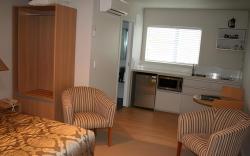 Anchorage Motel Apartments