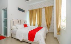 RedDoorz Syariah near Simpang Sekip Palembang