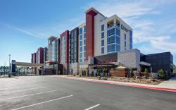 Embassy Suites by Hilton Jonesboro Red Wolf Convention Ctr