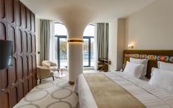 Ambassadori Tbilisi Hotel