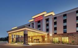 Hampton Inn & Suites Southport, NC