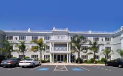 Best Western Luxury Inn