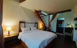 十二號橋空間民宿