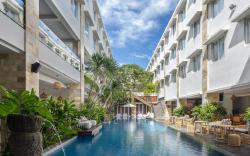 CRYSTALKUTA Hotel - Bali