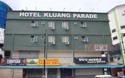 Room V @ Kluang Parade near Bus Stop Kluang