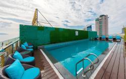 Gold Luxury Hotel