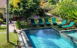 Nyoman Sandi Guest House