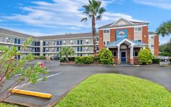 Suburban Studios Stuart near Federal Hwy 1