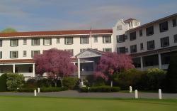 Shawnee Inn and Golf Resort