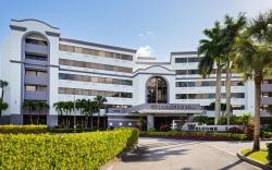 DoubleTree by Hilton Hotel West Palm Beach Airport