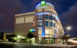 Holiday Inn Express Hotel & Suites San Antonio - Rivercenter Area By IHG