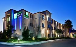 Holiday Inn Express & Suites Tracy By IHG