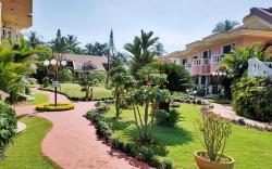 Coconut Grove Beach Resort