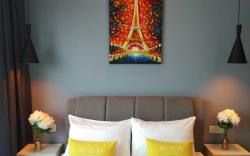 SK Homestay/5 minute to Jonker Walk/Encore/Wifi