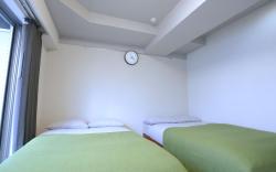 F-Apartment in Shinjuku-19-YEoL, Convenient 1-Minute Walk from Okubo Station, Ideal for Telework