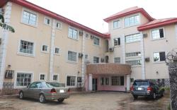 Hummer Hotel