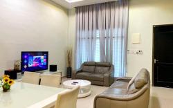 COZY Terrace House 4 ROOM 6PAX @BM ALMA JUSCO