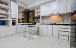 Modern 2BR Grand Kamala Lagoon Apt By Travelio
