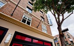 The Sam Houston Hotel Curio Collection By Hilton