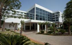 Radisson Blu Plaza Hotel Hyderabad Banjara Hills