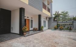 RedDoorz Syariah near Pahoman Stadium Lampung