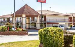 Econo Lodge Inn & Suites Near Bricktown