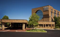 Four Points by Sheraton Milwaukee North Shore