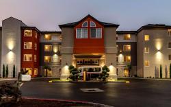 Clarion Hotel Portland International Airport