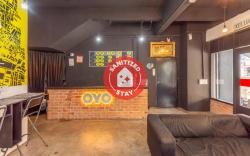 Super OYO 44032 Zzz Hotel