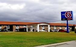 Motel 6 Omaha, NE - Central