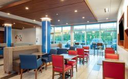 Holiday Inn Express And Suites Beloit By IHG