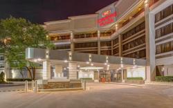 Crowne Plaza Executive Center Baton Rouge By IHG