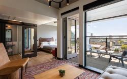 Moxy Minneapolis Downtown