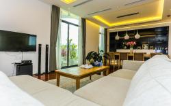 Hanoi Ficus Suites Apartment 