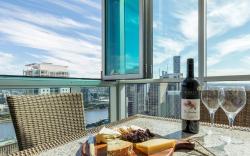 Oaks Brisbane Festival Suites