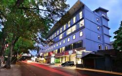 Hotel Neo Dipatiukur by ASTON