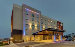 Holiday Inn Express And Suites Nashville MetroCenter Downtown By IHG