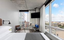 Moxy Boston Downtown