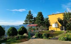 Mist n Meadows Resort