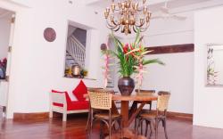 Small House Boutique Guest House 