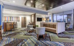 Holiday Inn Express And Suites Florence - Cincinnati Airport By IHG