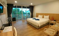 Karon Living Room Hotel