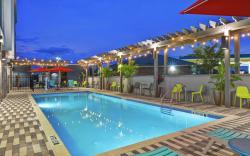 Home2 Suites by Hilton Jacksonville-South/St. Johns Town Ctr
