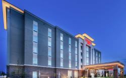 Hampton Inn by Hilton Gardner Conference Center