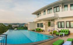 Lime Hotel Boracay