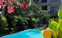 Surf Gangs Hotel