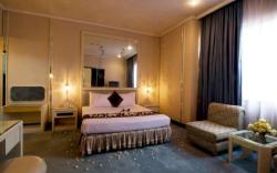 Regent's Park Hotel at Kayutangan Malang