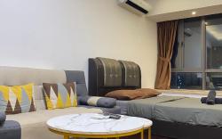 SW Studio at R&F Princess Cove【above R&F Mall】