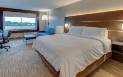 Holiday Inn Express & Suites Union City By IHG